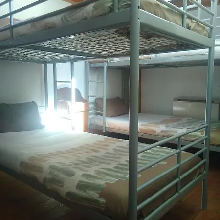 Apartment 2 Bedrooms With Shared Pool At *